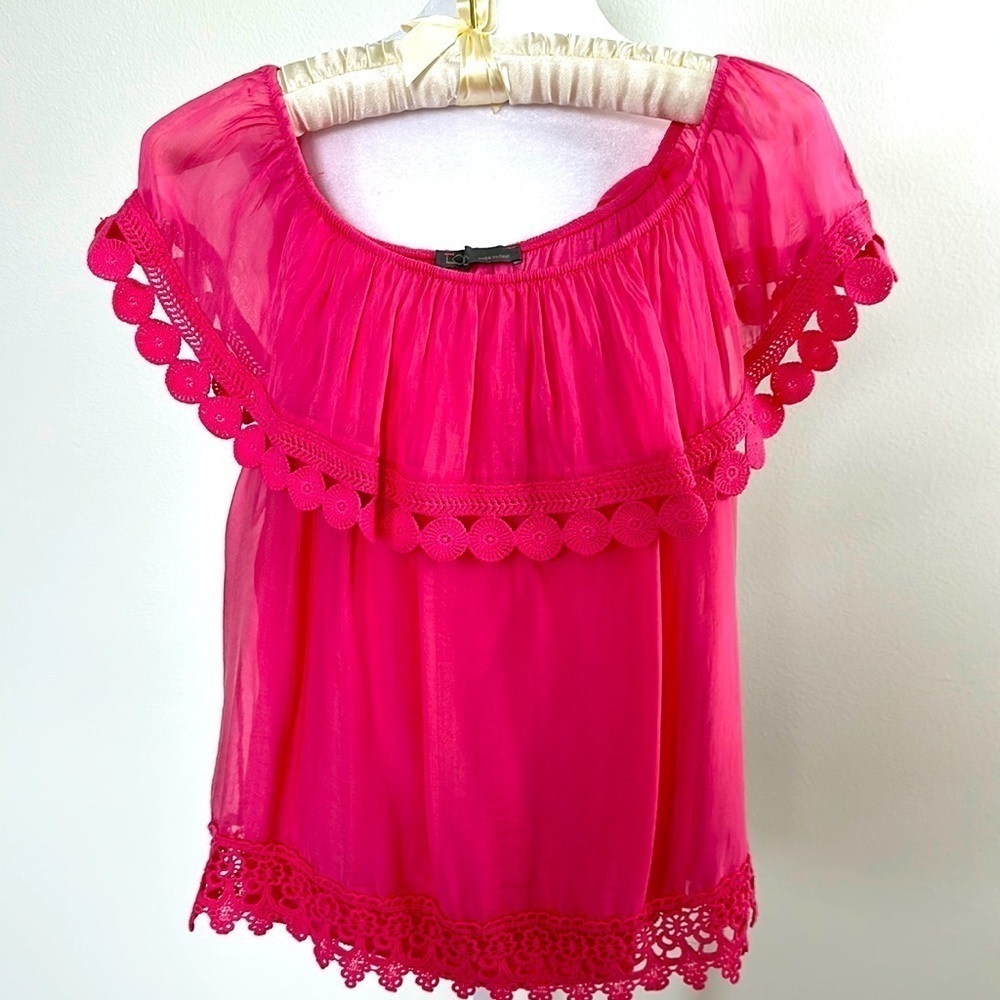 Lola, Off-Shoulder Sleeveless Hot Pink top, Scoop neck bib, Size S